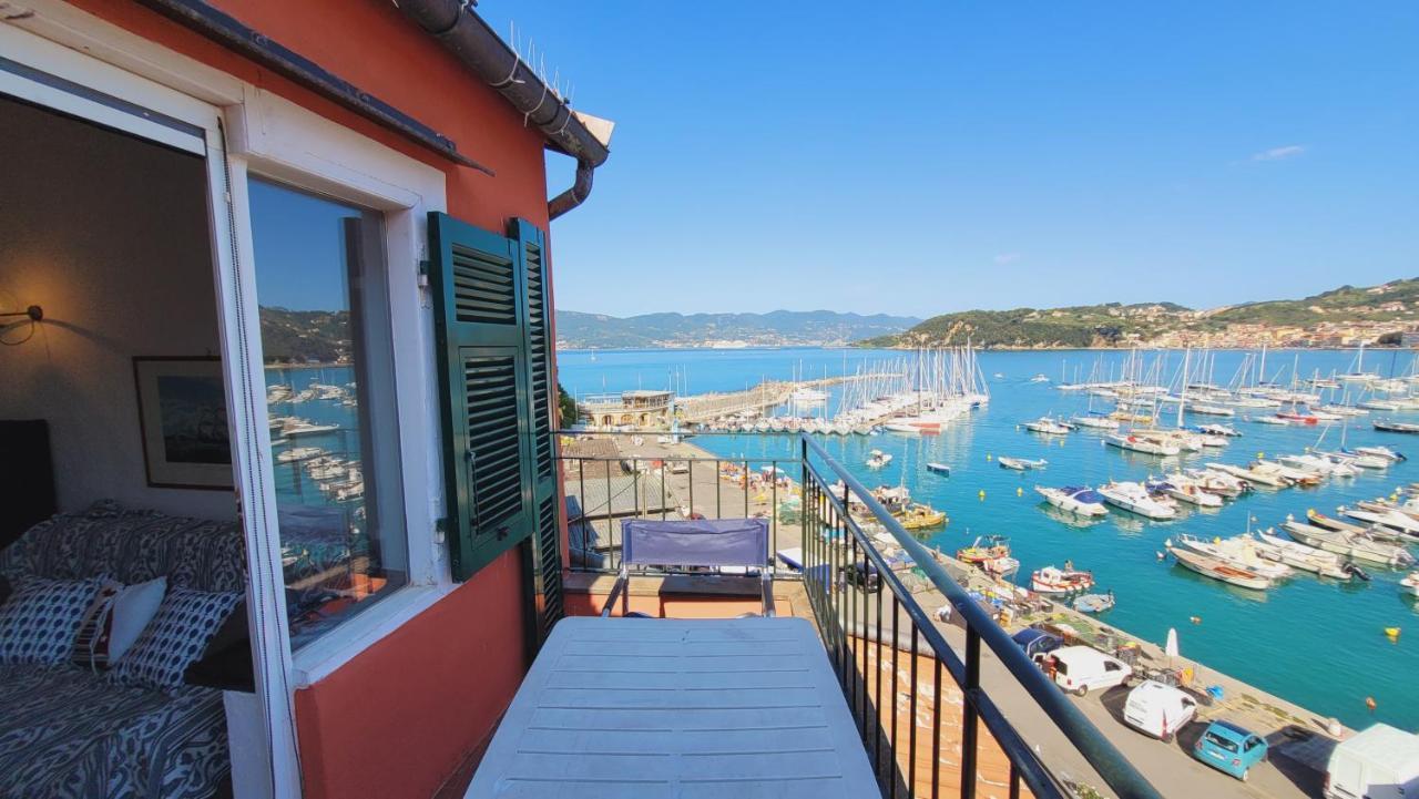 L'Arpara Casa Al Molo Dal Mare Al Castello 레리치 외부 사진