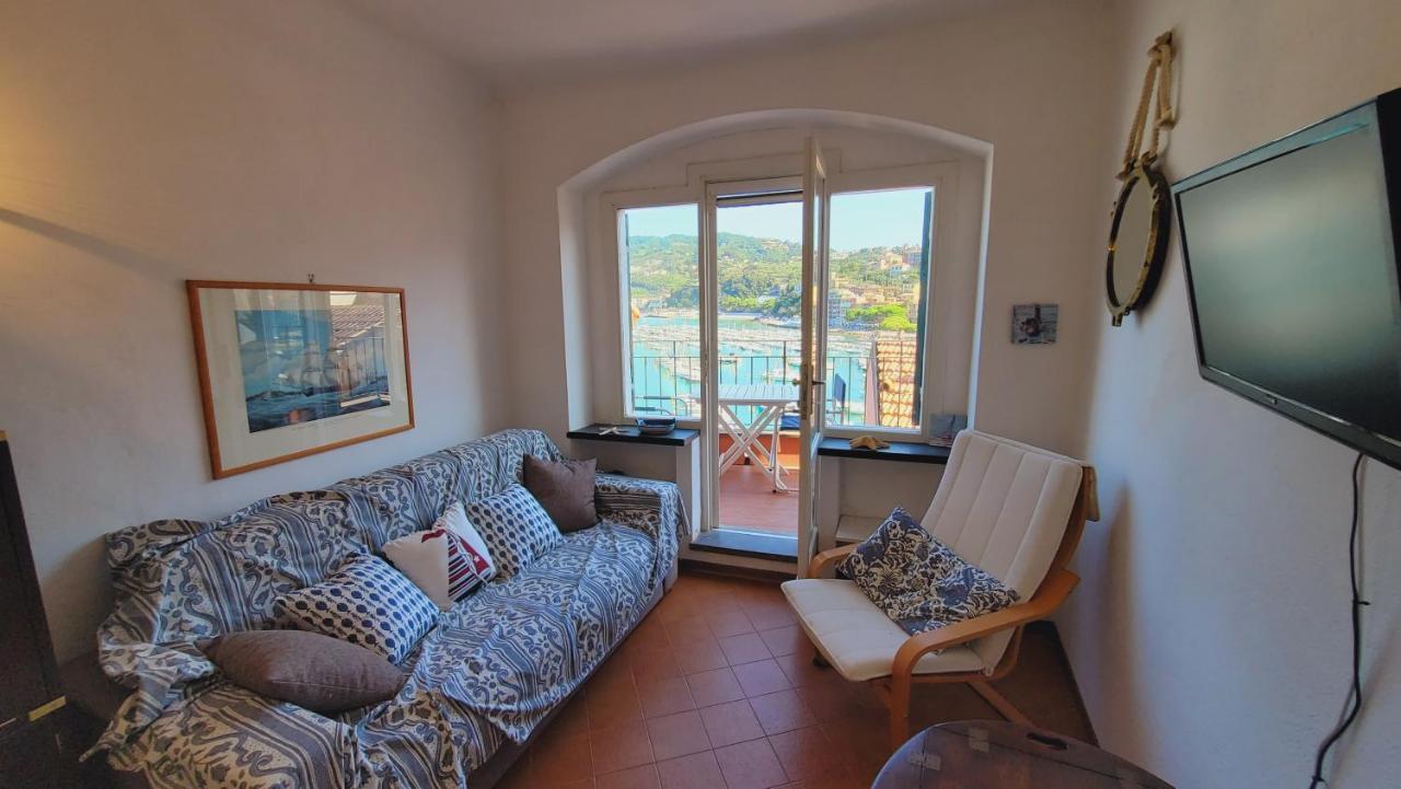 L'Arpara Casa Al Molo Dal Mare Al Castello 레리치 외부 사진