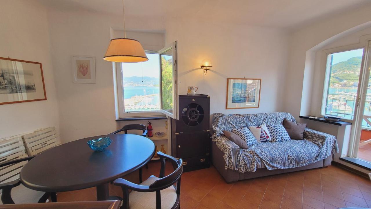 L'Arpara Casa Al Molo Dal Mare Al Castello 레리치 외부 사진